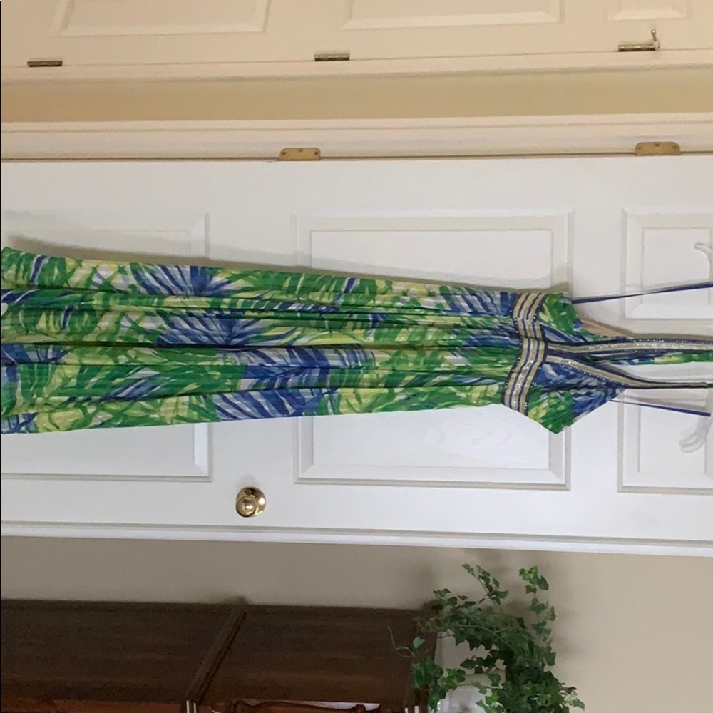 Bcbg multi colored maxi dress